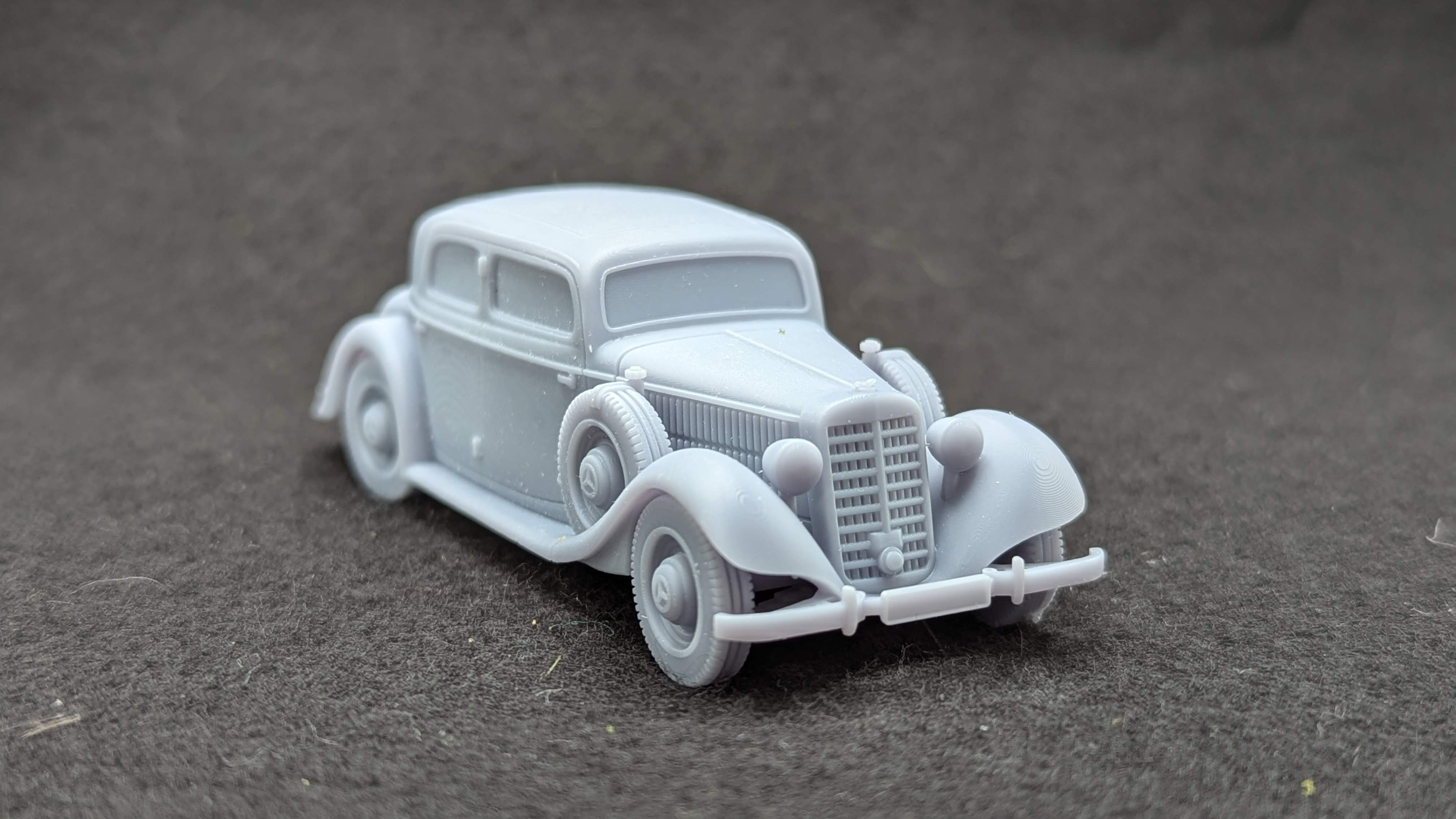 Mercedes-Benz W142 Saloon (Type 320) (Germany, WW2)